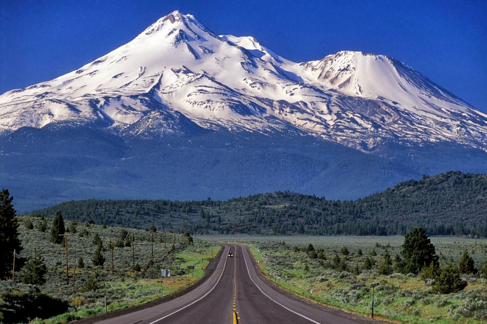 An image of Mt. Everest