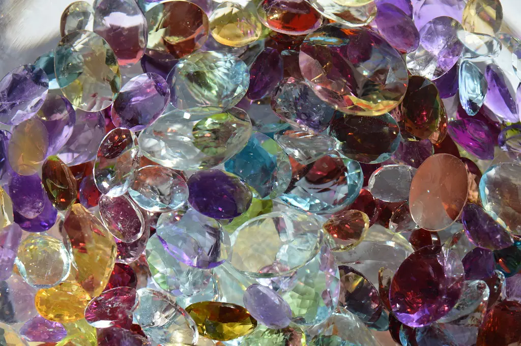 Image description: close-up of gemstones of different colors